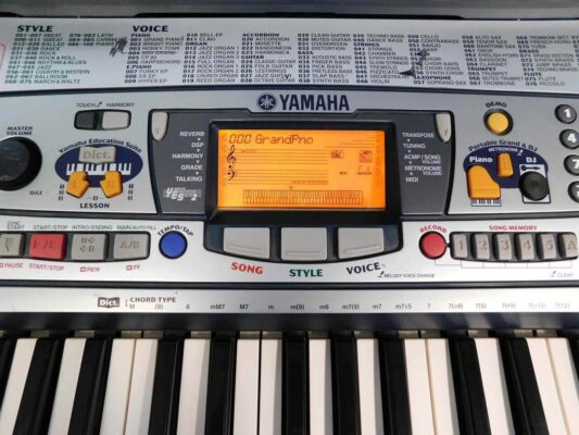 Đàn organ Yamaha PSR-280