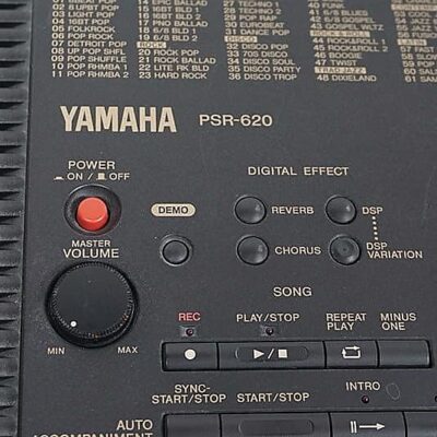 Đàn organ Yamaha PSR-620