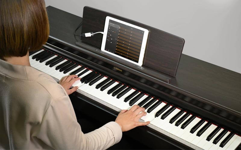 dan-piano-yamaha-ydp144-app