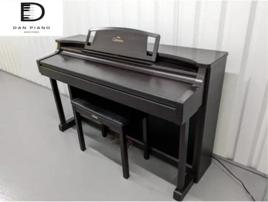 Yamaha Clavinova CLP-811