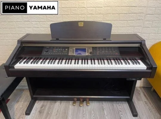 Yamaha CVP-204