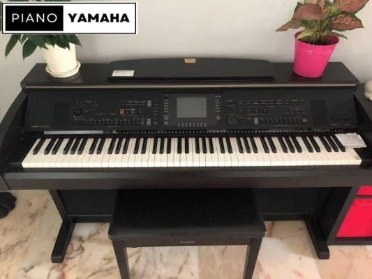 Yamaha CVP-305